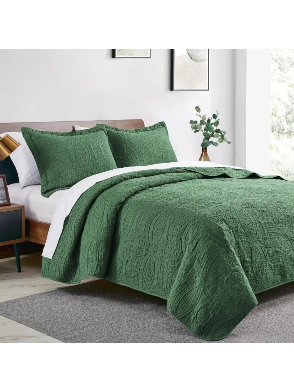 Dark Green Queen Bedspread Set - Soft Lightweight Quilt & 2 Pillow Shams